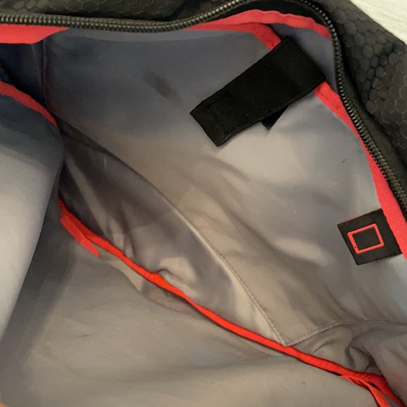 Backpack - Picture 6 of 8